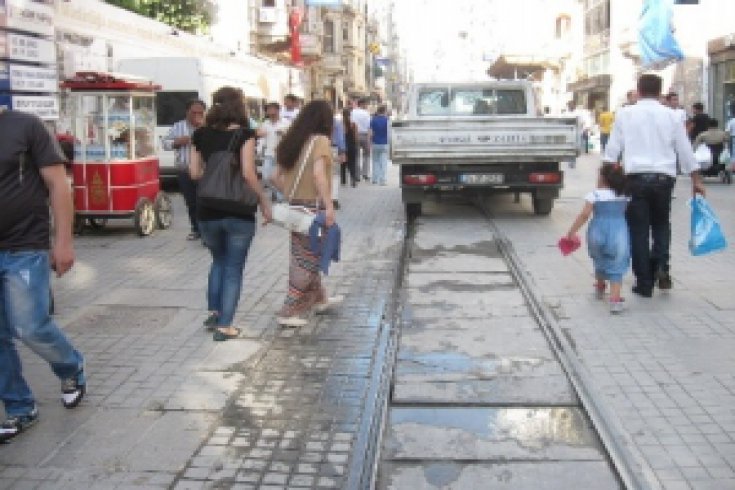 İstiklal yolları...