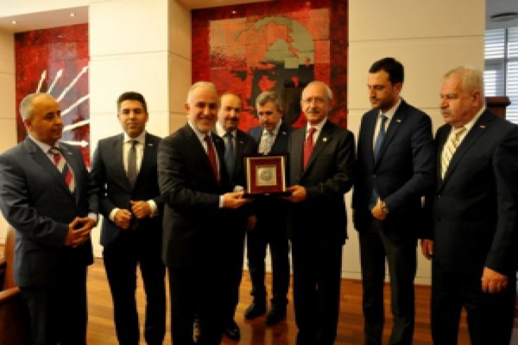 Kılıçdaroğlu kurban vekaletini Kızılay'a verdi