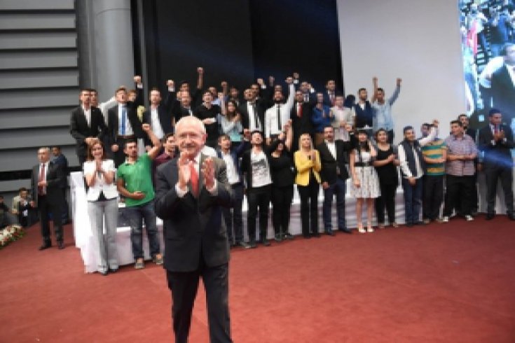 Kılıçdaroğlu seçim bildirgesini açıkladı