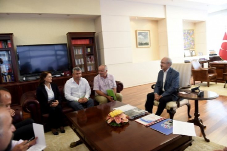 Kılıçdaroğlu, Tarım-Orman_İş Sendikası Genel Başkanı ve Yönetim Kurulu Üyelerini kabul etti