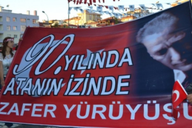 Kartal Meydanına ''Zafer Yürüyüşü''