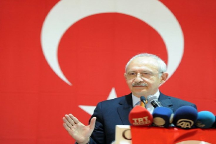 Kılıçdaroğlu, Adana'da muhtarlarla buluştu