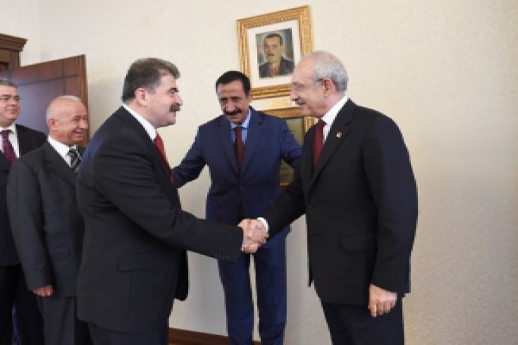 Kılıçdaroğlu, Antalya Yörük İlbeyi hemşehri derneklerini kabul etti