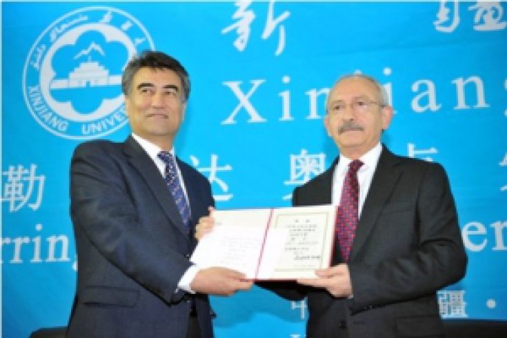 Kılıçdaroğlu, Sincan Üniversitesi'ni gezdi