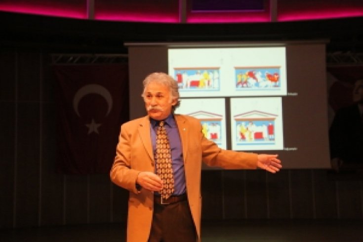 Prof. Dr. Fahri Işık Hekatomnos Lahdini Akademia Vakfı için anlattı