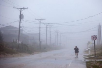 Filipinler'de fırtına: 143 ölü