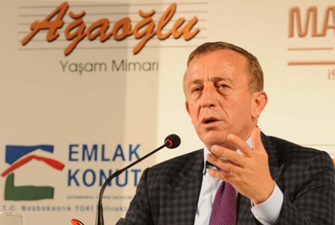 Ağaoğlu, Reklam Kurulu'na şikayet edildi