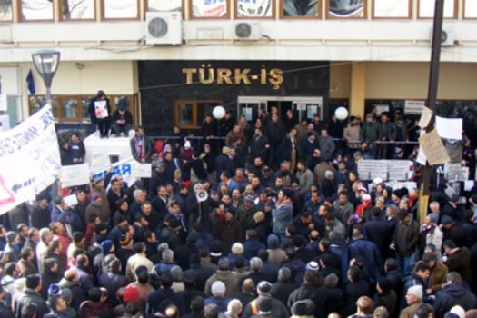 AKP saldırdı Türk-İş hep seyretti