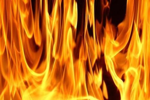 Aksaray’da iki çocuk evde yanarak öldü