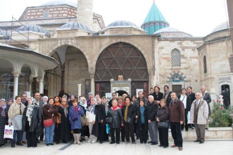 Bakırköylüler, Mevlana Müzesi'ni gördü