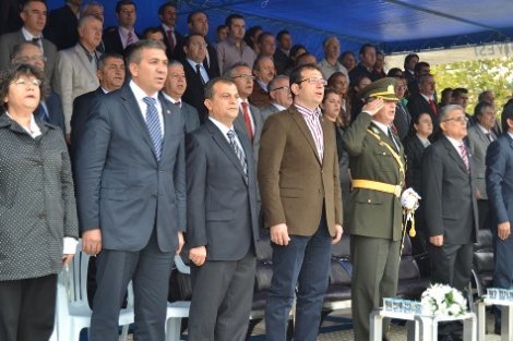CHP Beylikdüzü'nden Cumhuriyet töreni