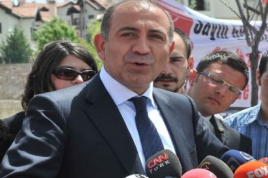 Gürsel Tekin'den Başbakan'a İsrail sorusu