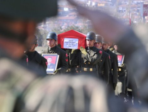 Hakkari'de 1 Asker Şehit Oldu