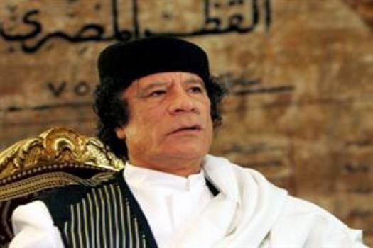 Kaddafi: Libya'dayım ve savaşacağım