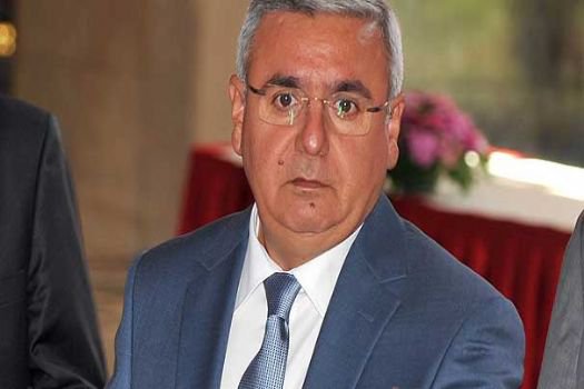 Mehmet Metiner Başbakan'dan özür diledi