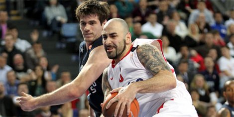 Olympiakos'a 67-65 Anadolu Efes