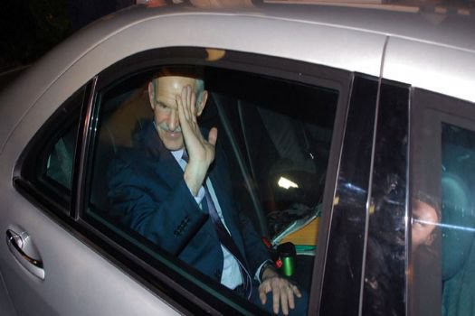 Papandreu istifasını açıkladı