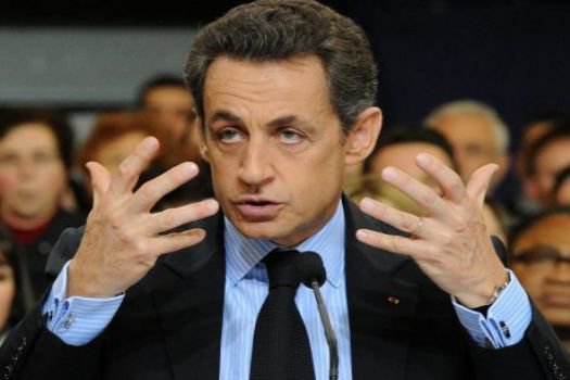 ''Sarkozy'nin Başı Dertte''