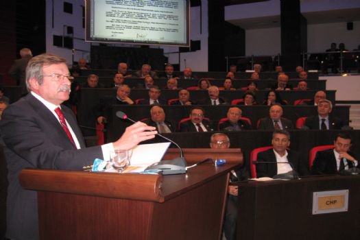Vekil Gülsever AKP Hükümetine seslendi