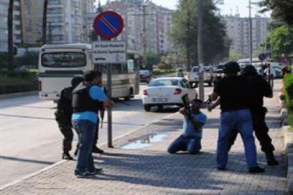 Adana'da Valilik bahçesinde intihar girişimi