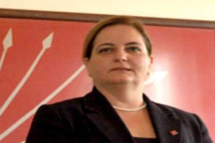AKP Cumhuriyet'e Saygısız
