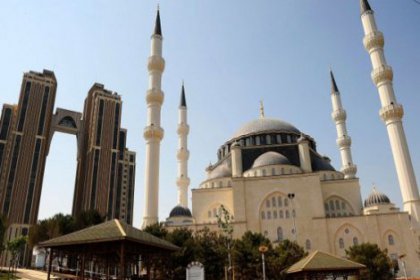 ''Anadolu yakasında selatin cami yoktu''