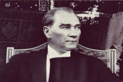 ''Atatürk'ün de mezarı açılsın''