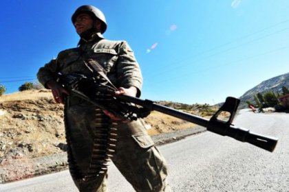 Bağdat'tan Türkiye'ye: Askerlerini çek