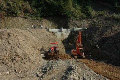 Baraj İnşaatında Heyelan: 3 İşçi Öldü
