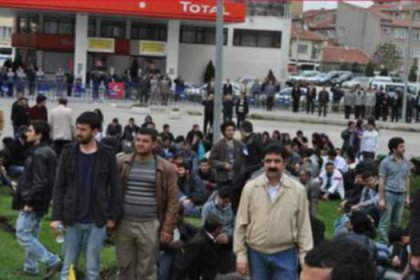 BDP'lilere İstiklal Marşı cezası