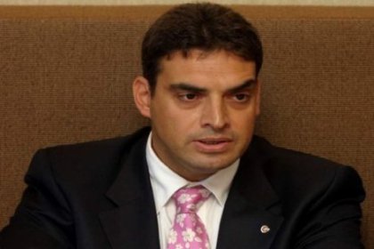 CHP,  şehit pilotları meclise taşıdı
