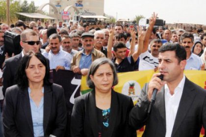 Demirtaş'tan Hasip Kaplan'a 'İmralı' uyarısı