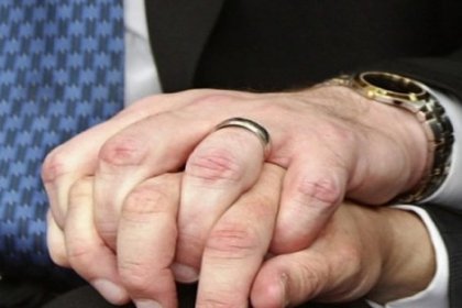 Eşcinsel evliliğe destek artıyor