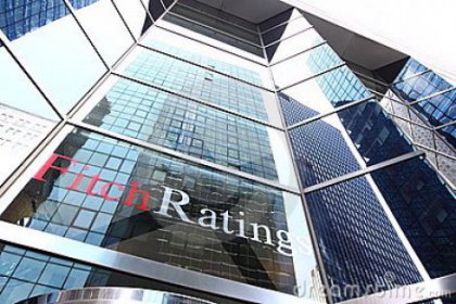 Fitch, Yunanistan'ın Notunu Yükseltti