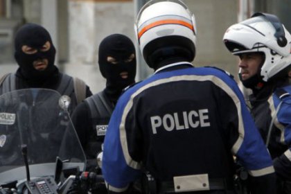 Fransa'da DHKP-C'lilere hapis cezası