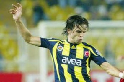 Gökhan Gönül gitmiyor