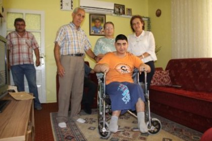 Güler, Engelli Yurttaşları Evlerinde Ziyaret Etti