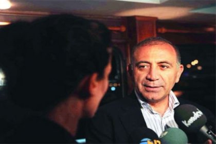 Gürsel Tekin'e disiplin yolu gözüküyor