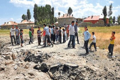 Hakkari’de yine mayın patladı: 2 er yaralı