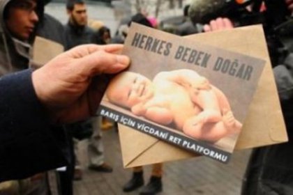 'Herkes bebek doğar' davasında beraat