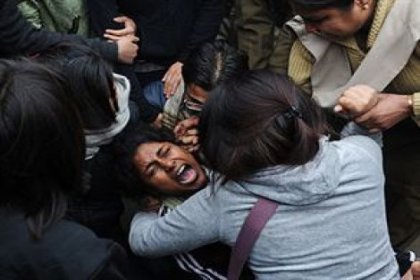 Hindistan'da ''tecavüz'' protestoları