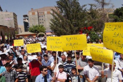 İran'da yüz binler İsrail'i protesto etti