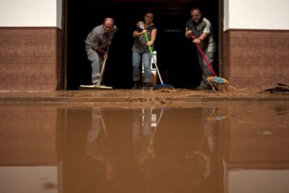 İspanya'yı şiddetli yağış vurdu