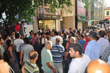 İzmir'de Sürgü protestosuna biber gazı