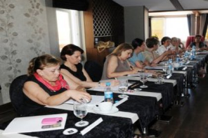 Kadınların eylemine CHP'den destek