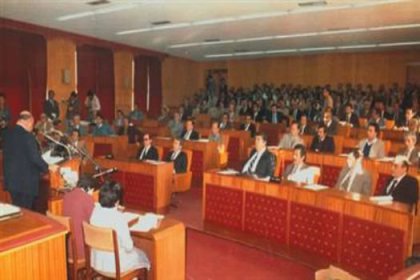 KKTC Meclisi olağanüstü toplantısı 22 saattir sürüyor