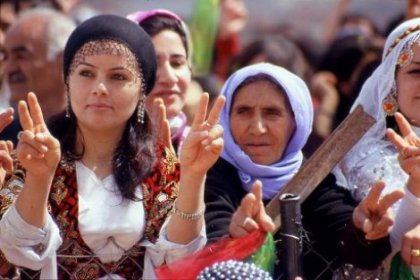 'Kürtlerin hakları genişletiliyor'