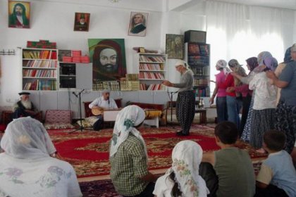 Mahkemenin cemevi ısrarı