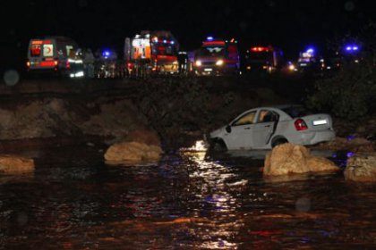 Memleket bayrama sular altında girdi