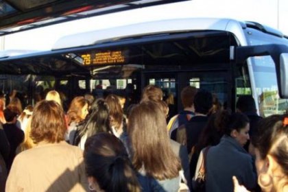 Metrobüs kavga çıkardı